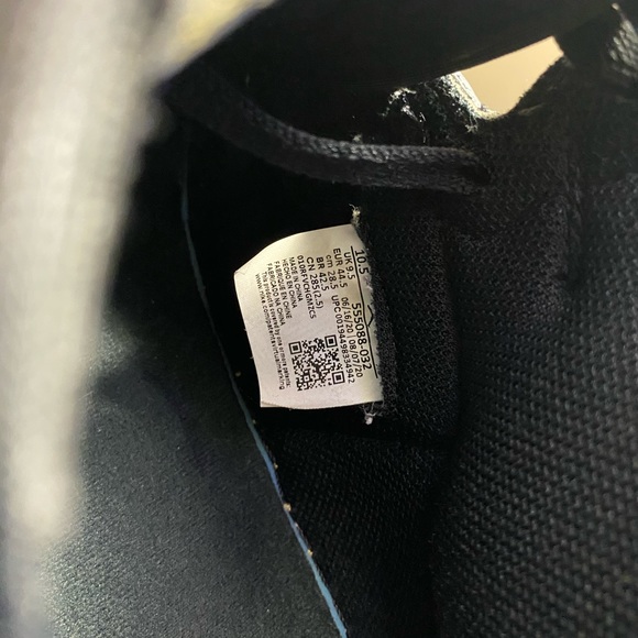 Jordan 1 Retro High Black Metallic Gold size 10/2 - Picture 7 of 16